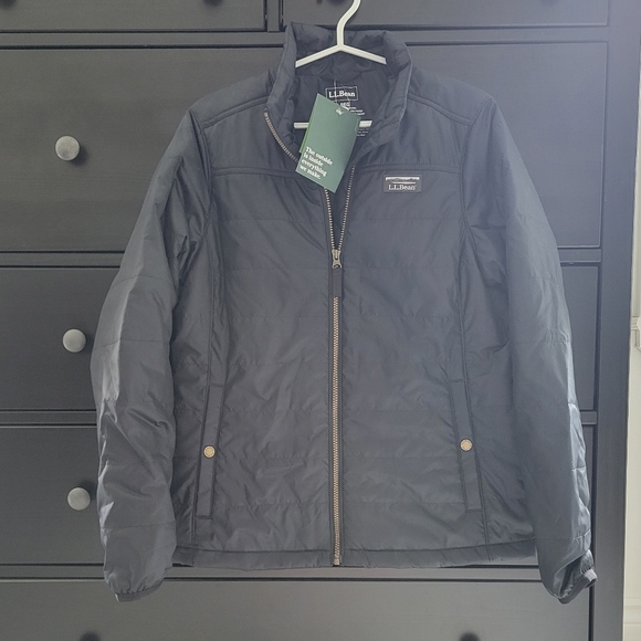 LLBean Mountain Classic Puffer Jacket - Picture 1 of 3